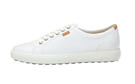 most comfortable white walking shoe.